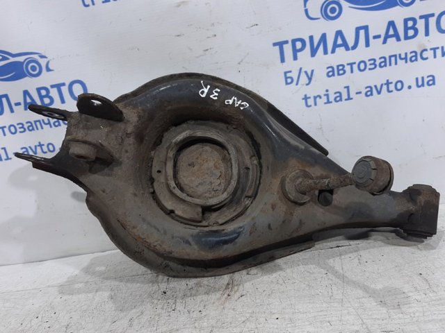 Балансир задний нижний, правый 20756282 GM