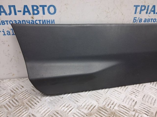 Накладка двери задней правой 2111828 FORD