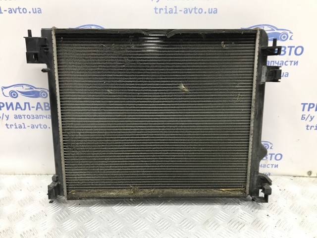 Радиатор системы охлаждения двигателя 214104BE0A NISSAN