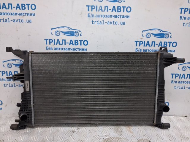 Радиатор водяной 214105150R RENAULT