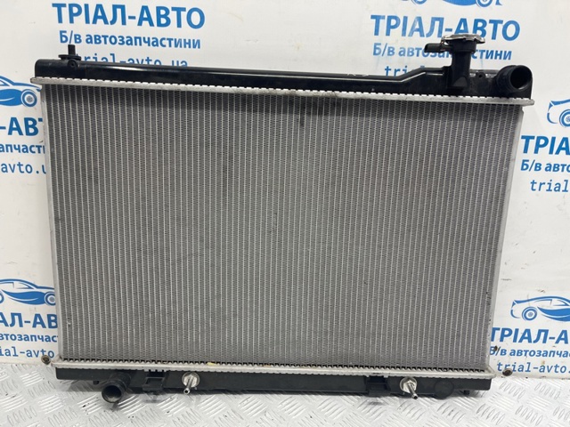 Радиатор 21460CG000 NISSAN