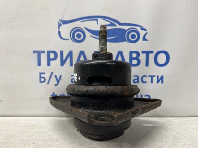 Правая подушка двигателя 218102H000 HYUNDAI