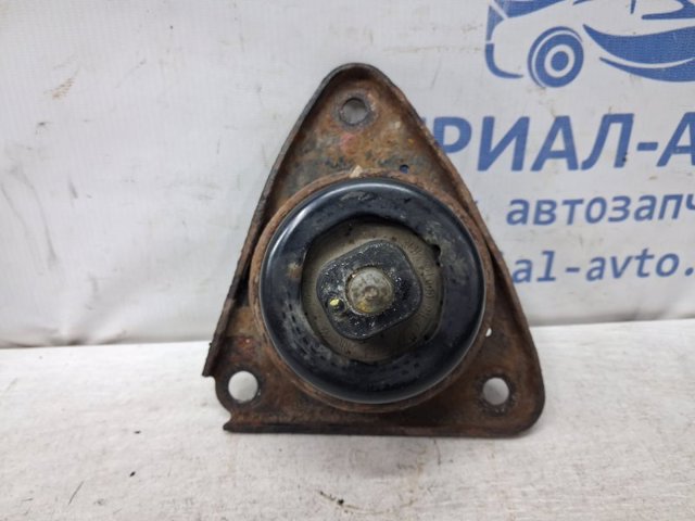 Подушка мотора правая 218102L000 HYUNDAI
