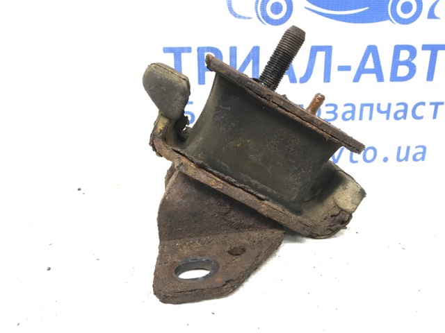 Подушка (опора) двигателя, левая/правая 218123E250 HYUNDAI