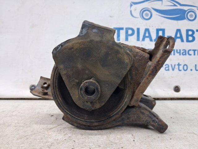 Подушка (опора) двигателя, левая 218303K000 HYUNDAI