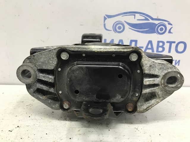 Кронштейн подушки (опоры) двигателя, левой 21830D3100 HYUNDAI