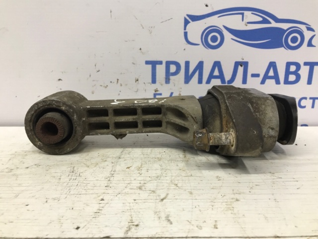 Подушка (опора) двигателя, передняя Hyundai I30