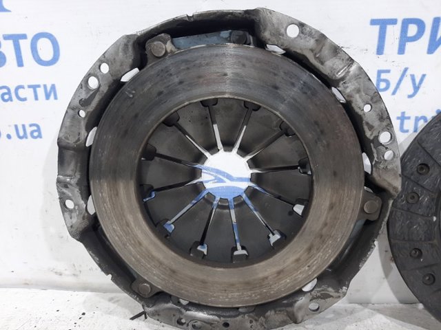 Нажимной диск сцепления 2210065J00 SUZUKI