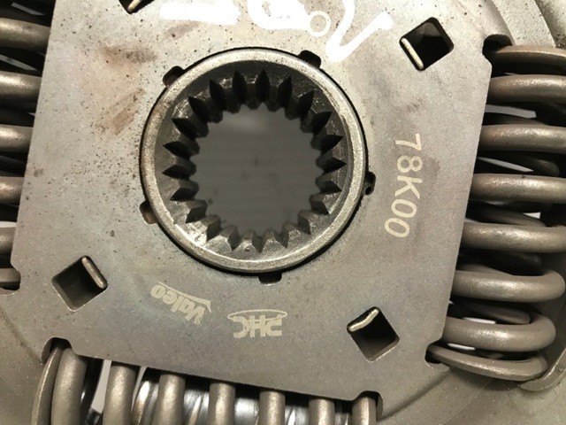 SUZUKI 2240078K01 Диск сцепления в наличии Черновцы