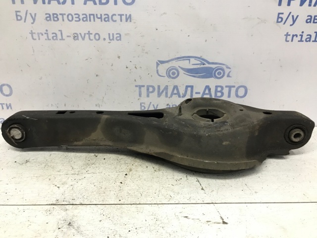 FORD 2271246 Нижний рычаг задней подвески в наличии Павлоград