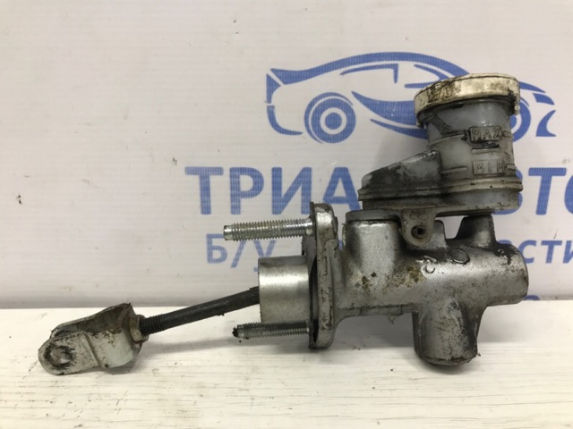 Главный цилиндр сцепления 2345A015 MITSUBISHI