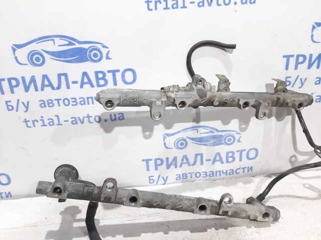 Распределитель топлива (рампа), правый 2380750050 TOYOTA