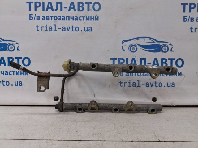2381420020 Распределитель топлива (рампа) правый купить Николаев