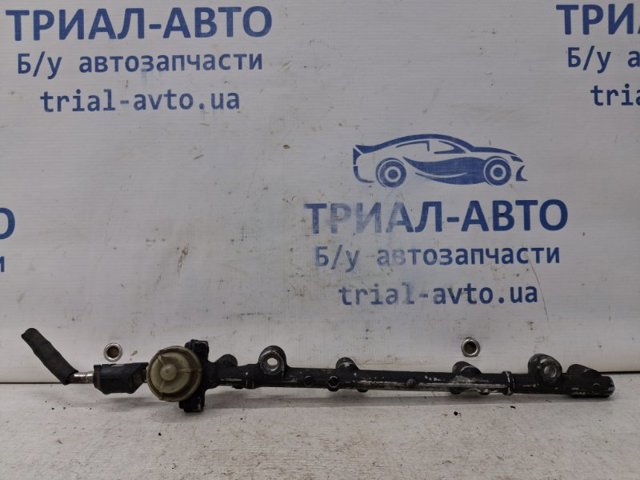 Топливная рампа 2381428031 TOYOTA
