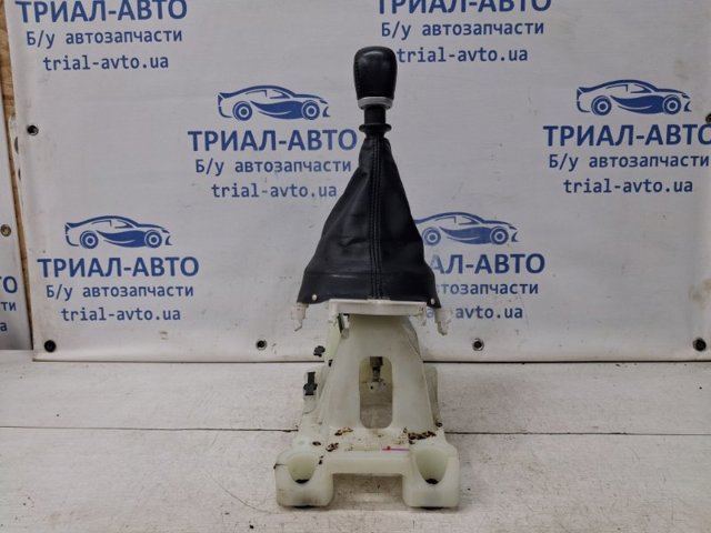 MITSUBISHI 2450A022 Кулиса переключения передач в наличии Винница