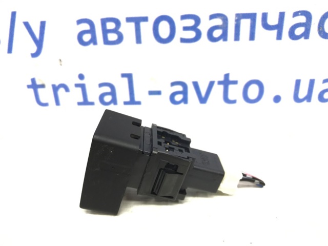 25290EL80A NISSAN Кнопка включения аварийного сигнала купить в Запорожье