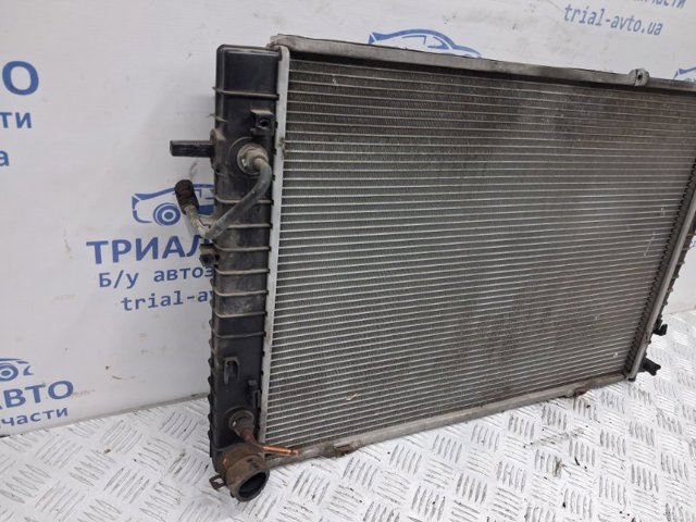 HYUNDAI 253102E500 Радиатор охлаждения двигателя в наличии Житомир