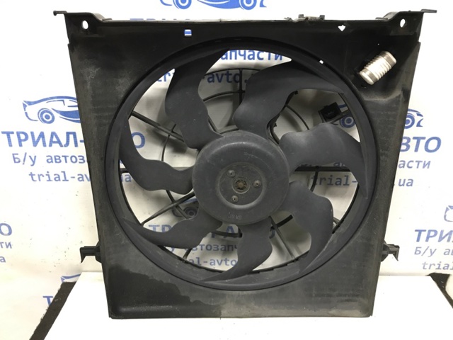 Диффузор с вентилятором радиатора kia б/у оригінал, гарантія на запчастини 253801H680