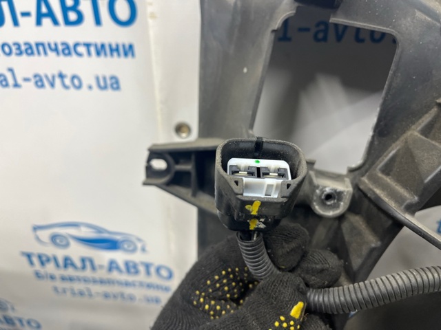 HYUNDAI 253802T500 Диффузор вентилятора в сборе с мотором и крыльчаткой в наличии Харьков