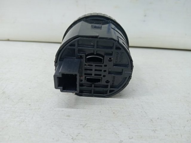 25535JG01B NISSAN Кнопка включения полного привода купить в Павлоград
