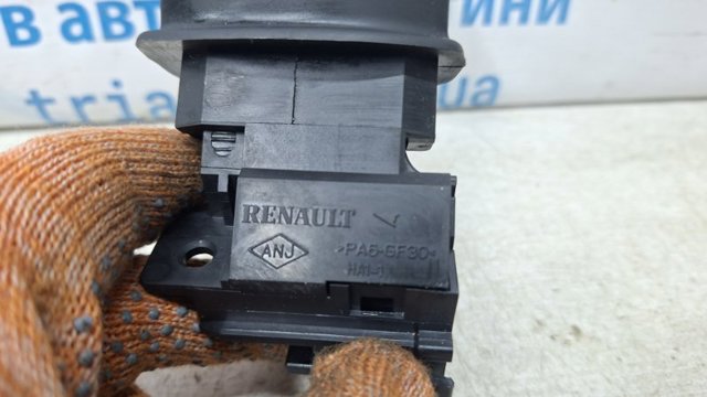 255529492R RENAULT Переключатель подрулевой, в сборе купить в Черновцы