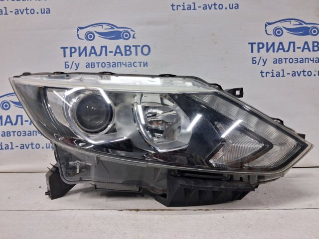 Фара передняя правая 260104EA0A NISSAN