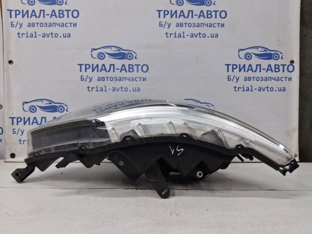 260104EA0A Правая фара купить Харьков