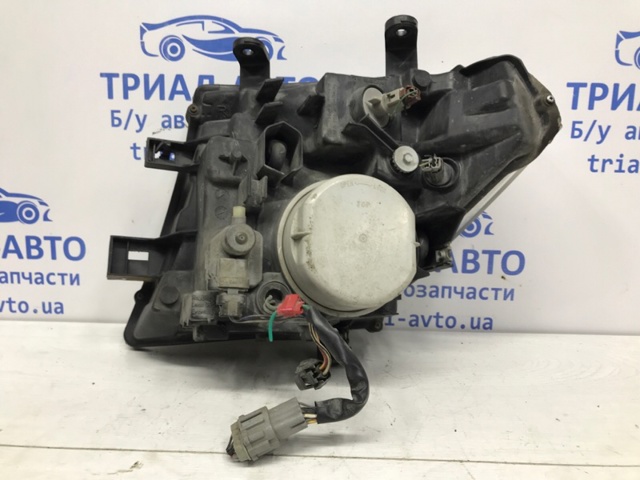 26010EB380 NISSAN Правая фара купить в Сумы