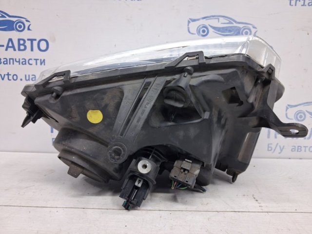 260601153R RENAULT Левая фара купить в Запорожье