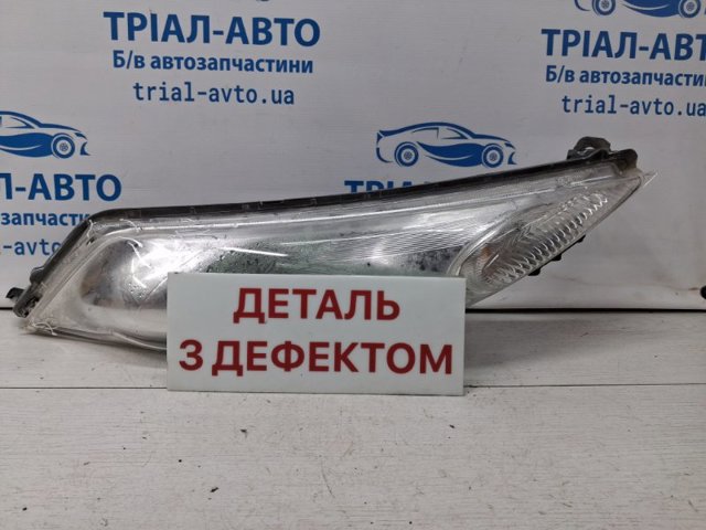 Габарит-указатель поворота, правый 261201KL0B NISSAN