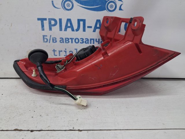 26550CG02A NISSAN Фонарь задний правый внешний купить в Николаев