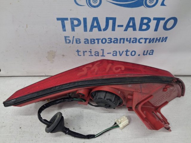 NISSAN 26550CG02A Фонарь задний правый внешний в наличии Ровно