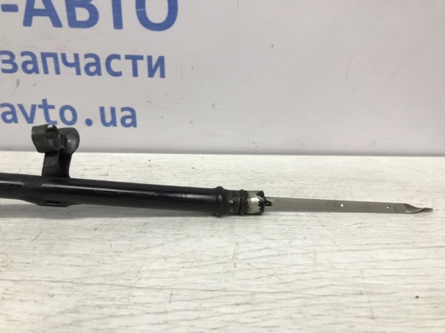266122A610 Направляющая щупа-индикатора уровня масла в двигателе купить Черновцы