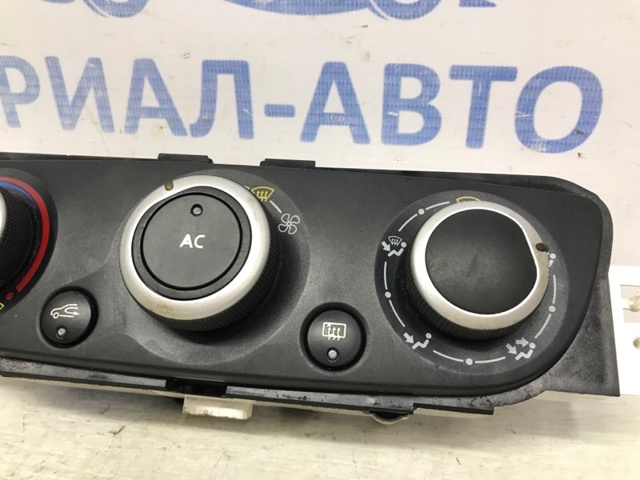 RENAULT 275105840R Блок управления кондиционером в наличии Павлоград