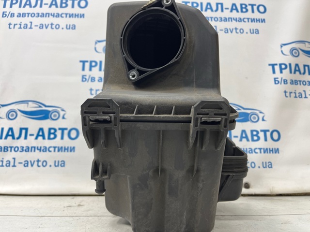 281102Y300 HYUNDAI Корпус фильтра купить в Павлоград