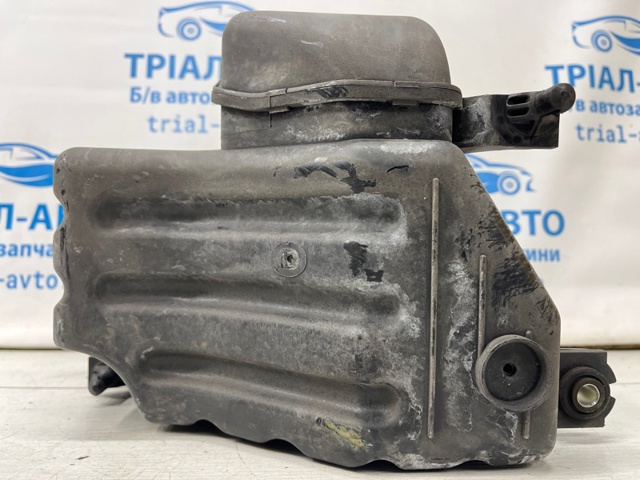 281102Y300 HYUNDAI Корпус фильтра купить в Николаев