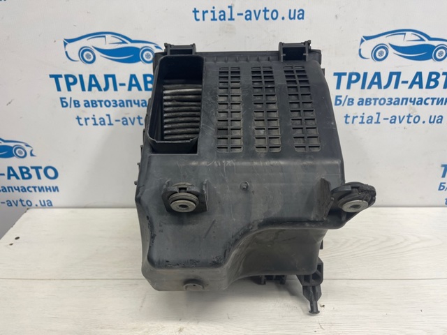 281104Z250 HYUNDAI Корпус воздушного фильтра купить в Полтава