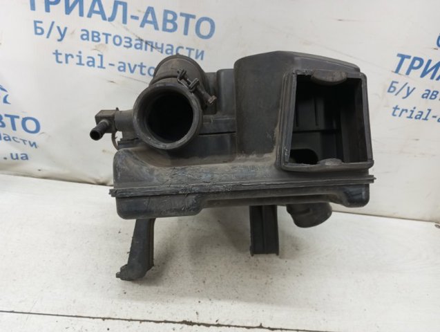 HYUNDAI 2811107000 Корпус воздушного фильтра, верхняя часть в наличии Винница