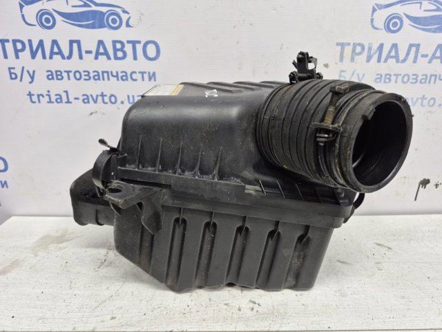 Корпус воздушного фильтра, нижняя часть 281122E000 HYUNDAI