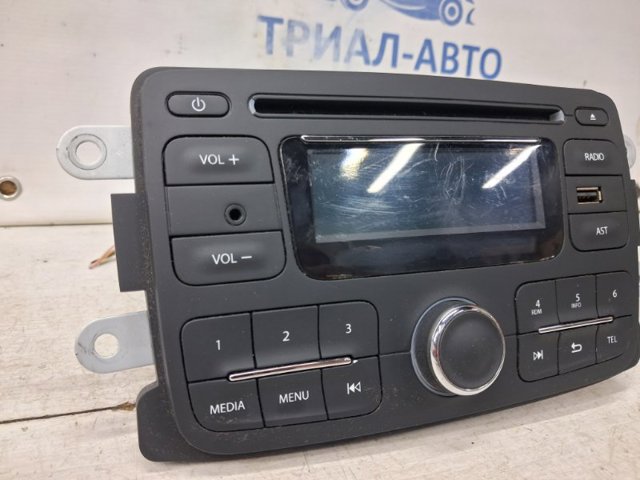 281156534R RENAULT Магнитола (радио AM/FM) купить в Хмельницкий