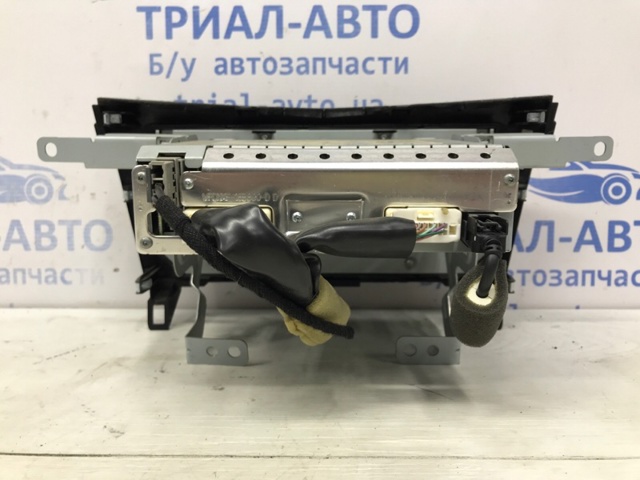 281854CA0A NISSAN Магнитола (радио AM/FM) купить в Львов