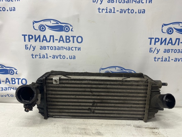 HYUNDAI 282712A850 Интеркулер в наличии Чернигов