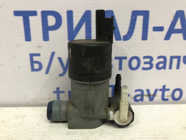 Двигатель омывателя ветрового стекла 28920BU010 NISSAN