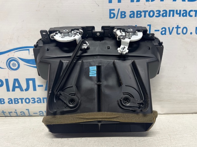 3000038LFN CHRYSLER купить в Ирпень