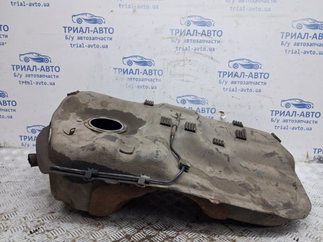 HYUNDAI 311502Y000 Бензобак в наличии Украина