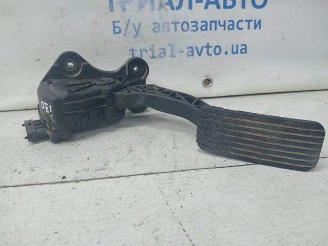 Педаль акселератора 327002H300 HYUNDAI