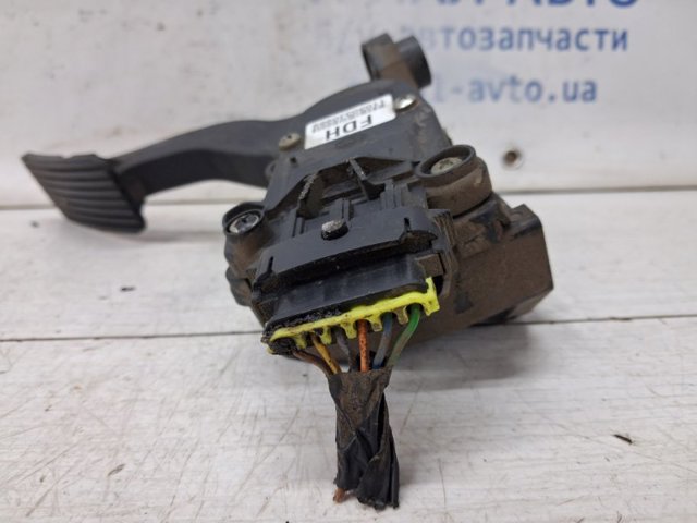 327002H300 HYUNDAI Педаль газа (акселератора) купить в Запорожье