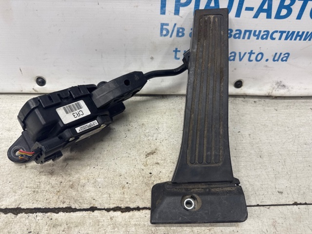 Педали газа 327002S900 HYUNDAI