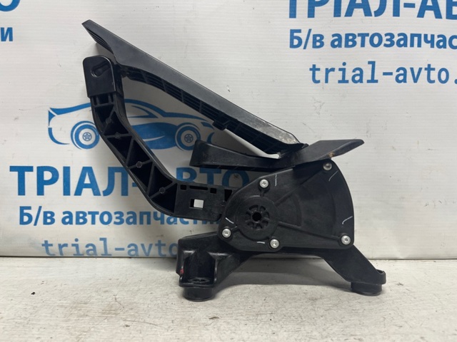 Педали газа 327003Q110 HYUNDAI