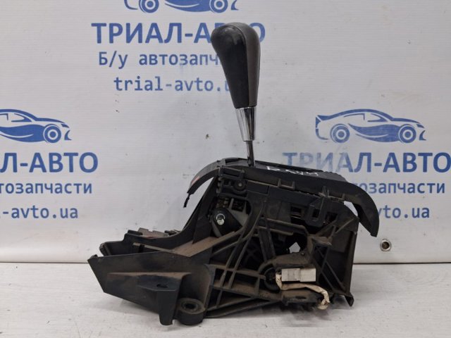 Рычаг переключения передач 3356042030 TOYOTA